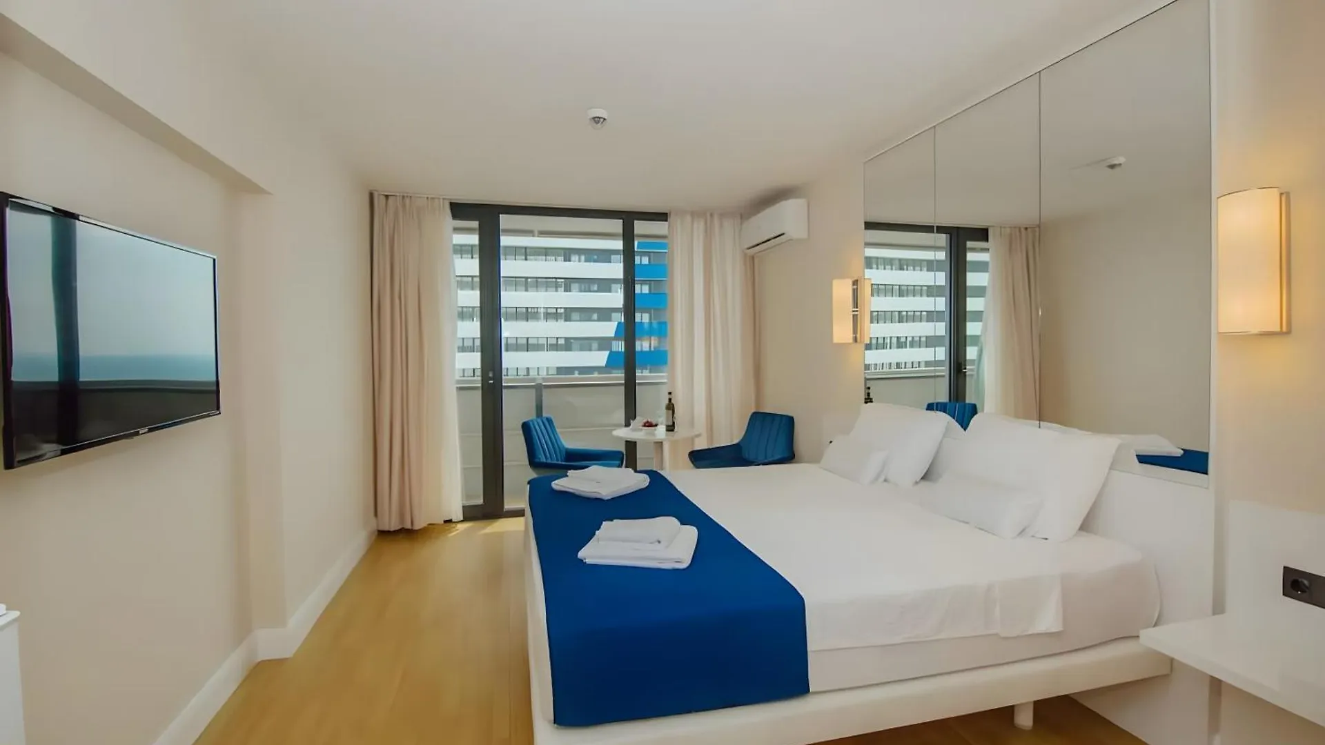 Orbi City Best Hotel Skyskraper Батуми Грузия